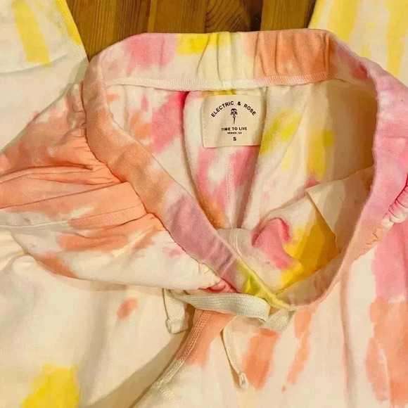 REVOLVE Electric & Rose Tie Dye Sweatpants Joggers Pink - Picture 11 of 15